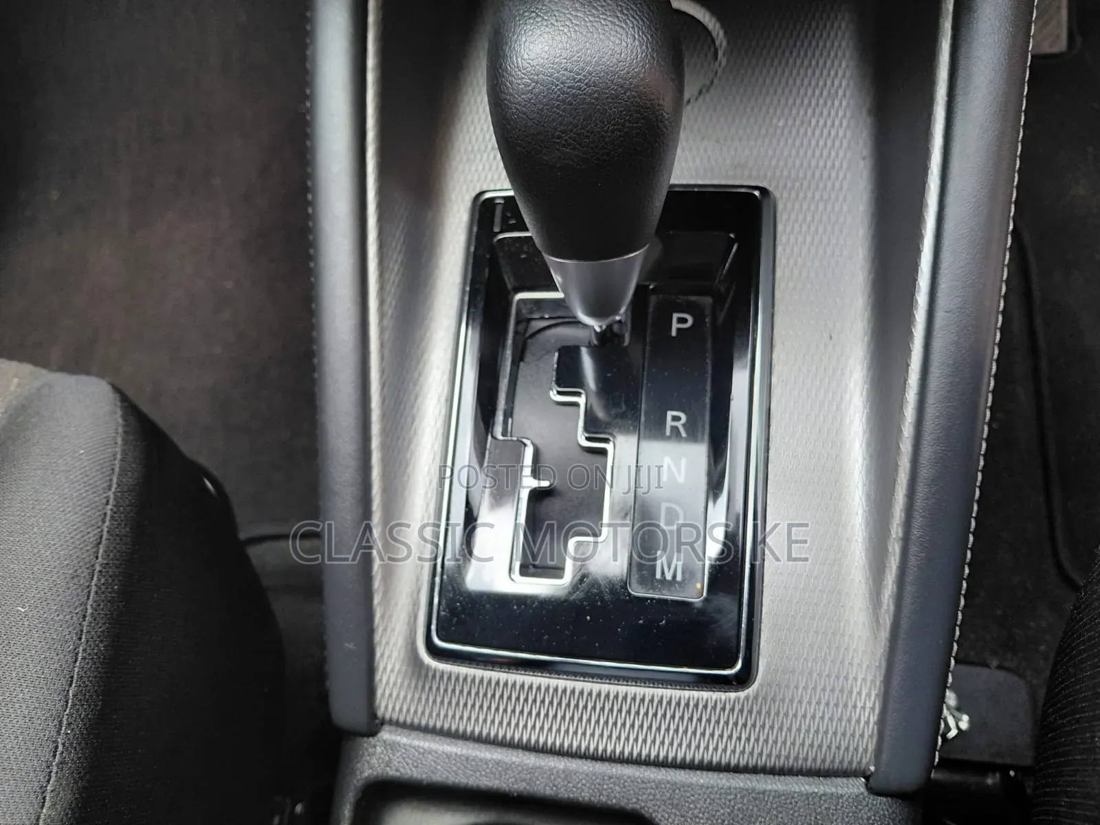Mitsubishi RVR 2019 White