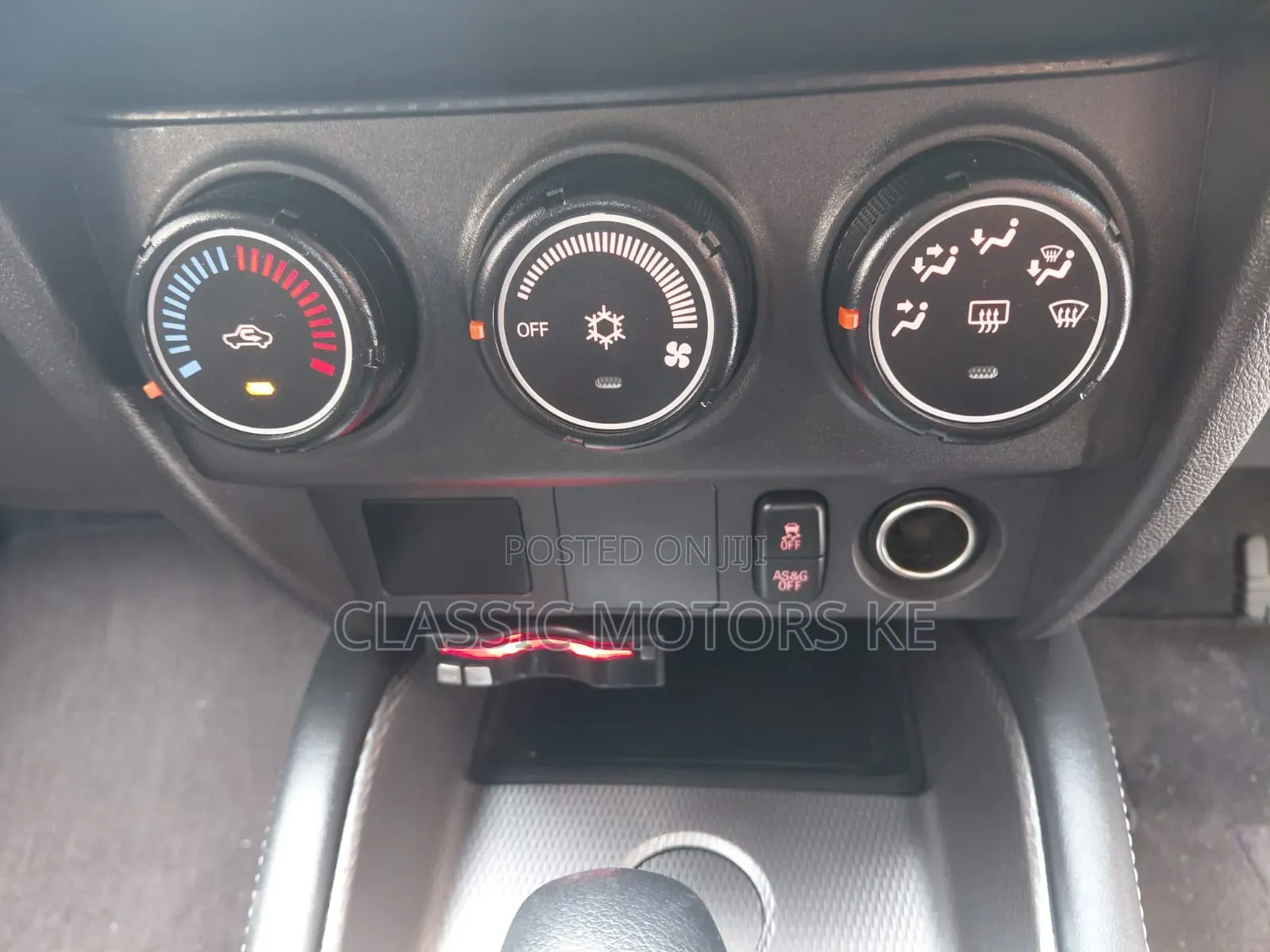 Mitsubishi RVR 2019 White