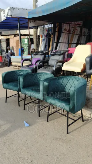 Salon Seat/ Manicure Seats