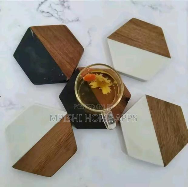 6pcs Hexagon White Marble and Wood Coasters - main view