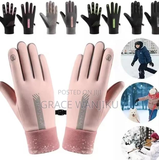 Winter Sports Gloves , Waterproof and Windproof