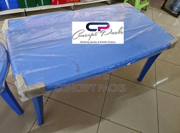 Blue Rectangle Plastic 6 Seater Chair. - main view
