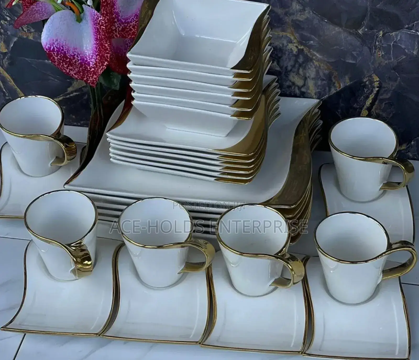 30pcs Wavy White-Gold Quality Ceramic Dinner Sets