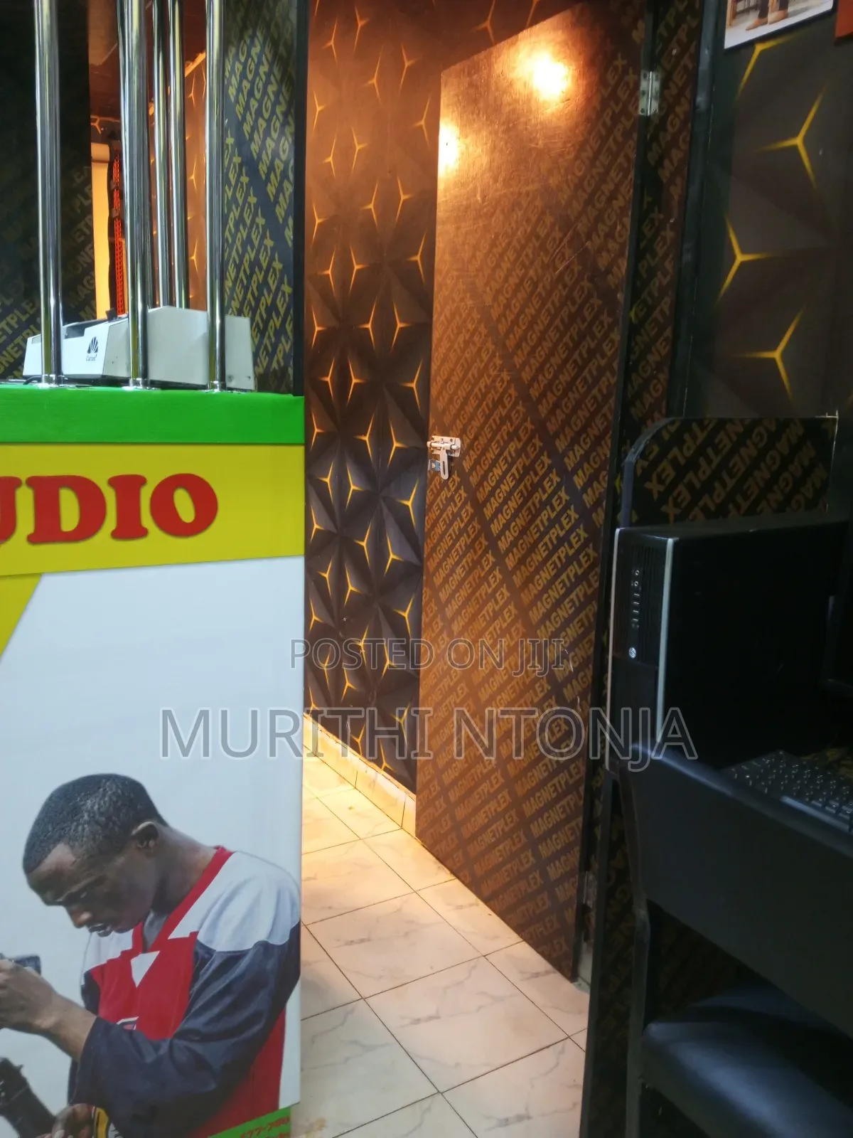 Photo Studio Cyber for Sale