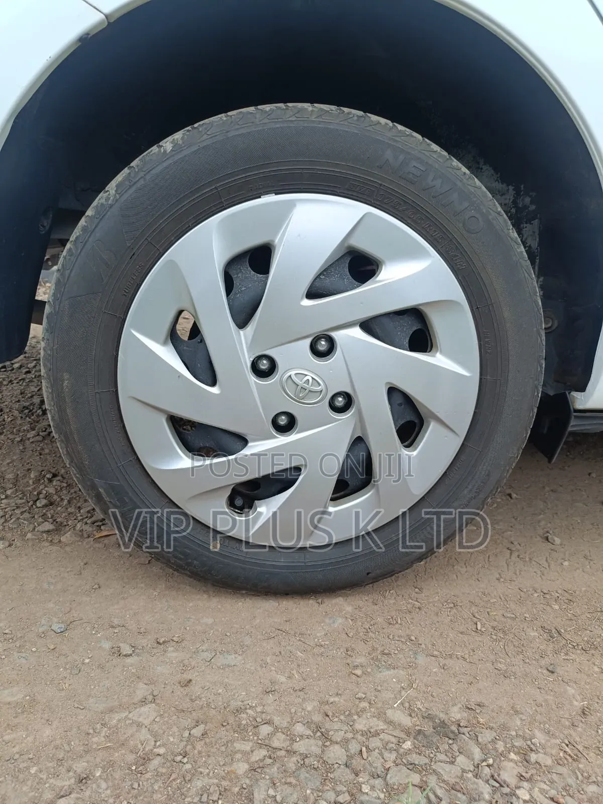 Toyota Corolla Fielder 1.5 Petrol AWD 2018 White