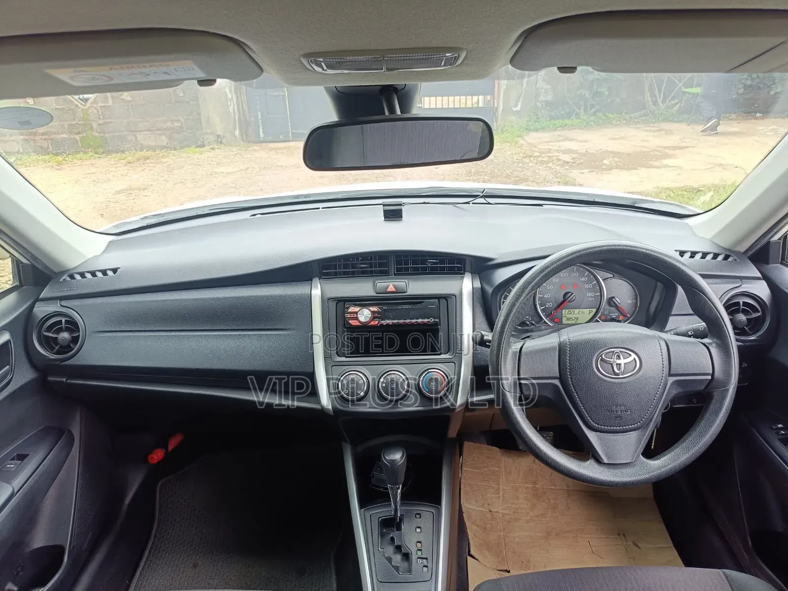 Toyota Corolla Fielder 1.5 Petrol AWD 2018 White