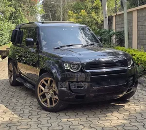 Land Rover Defender 2022 Black