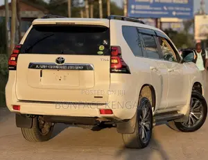 Toyota Land Cruiser Prado 2.8 2019 White