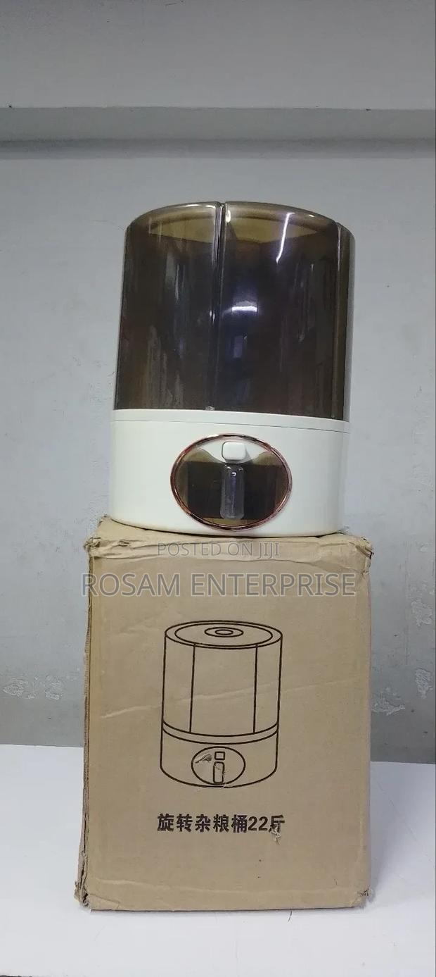 6 Section Cereal Dispenser