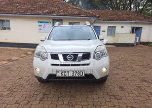 Nissan X-Trail 2012 White