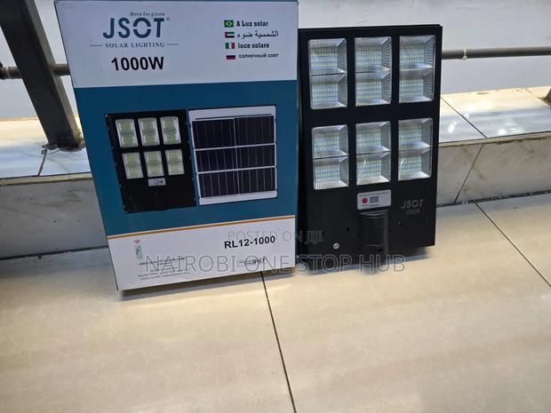 Solar Street Light With Sensor - thumbnail 3