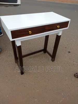 Cconsole Table