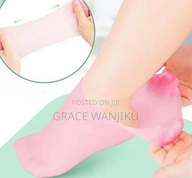 *Silicone Moisturizing Socks for Super Soft Foot Skin - thumbnail 2