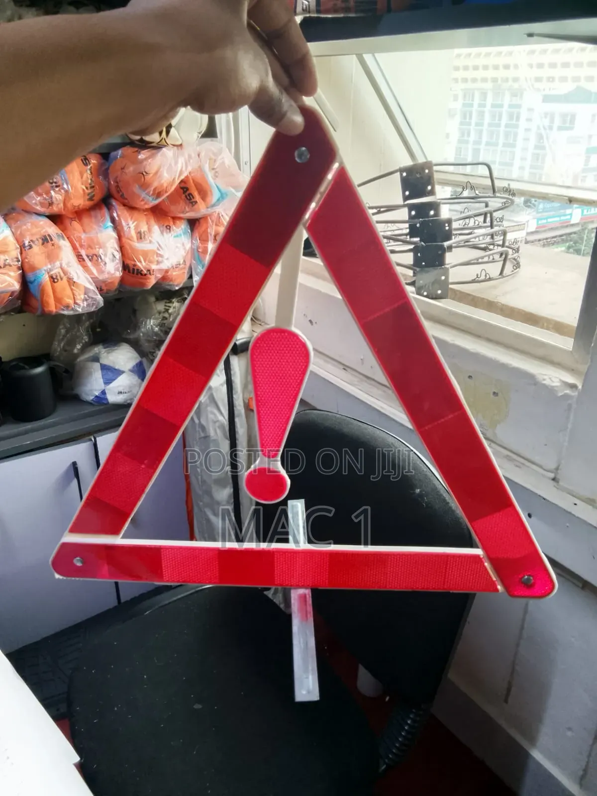 A Pair of Foldable Life Saver