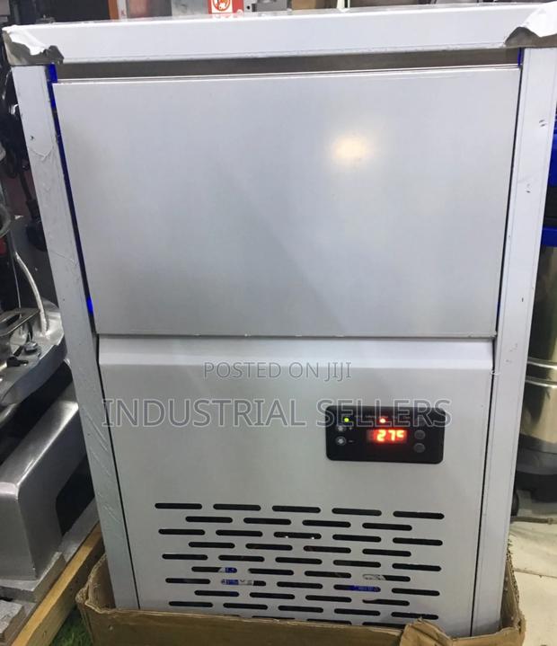 Heavy Duty 35kgs Ice Cube Maker Machine Now Restocked - main view