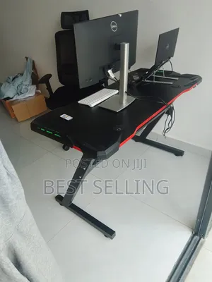 Happy Client Gaming Table