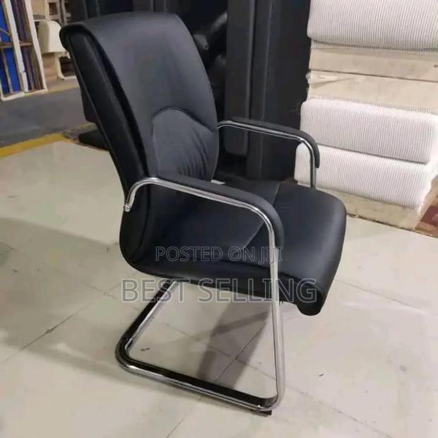 Leathered Visitors/Waiting Chairs