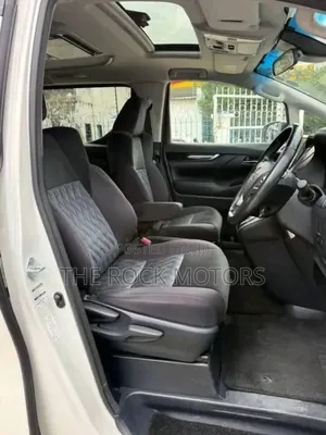 Toyota Alphard 2019 White