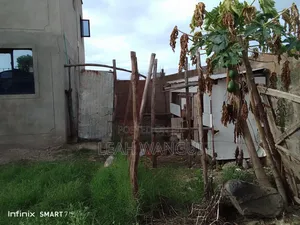 5bdrm Apartment in Magomano, Kenyatta Road / Theta  for sale
