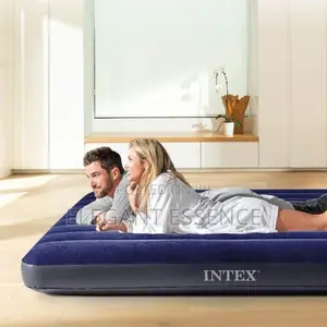 Intex Outdoors and Indoor Inflatable Air Bed With an Electric Pump 4x6