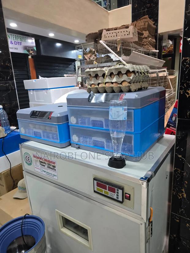 Drawer Design Incubator 136 Eggs - main view