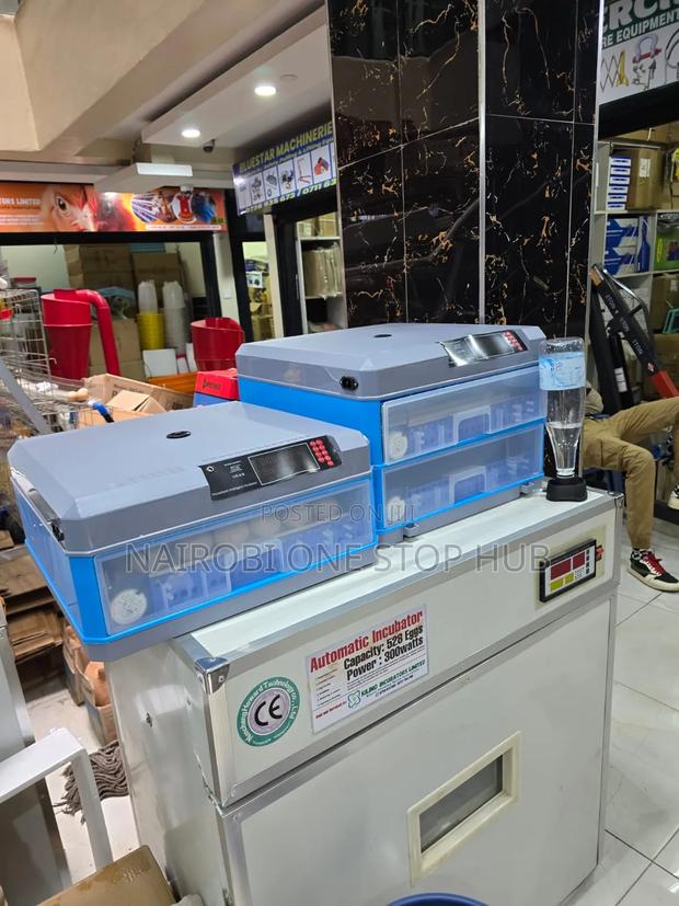 Drawer Design Incubator 136 Eggs - thumbnail 2