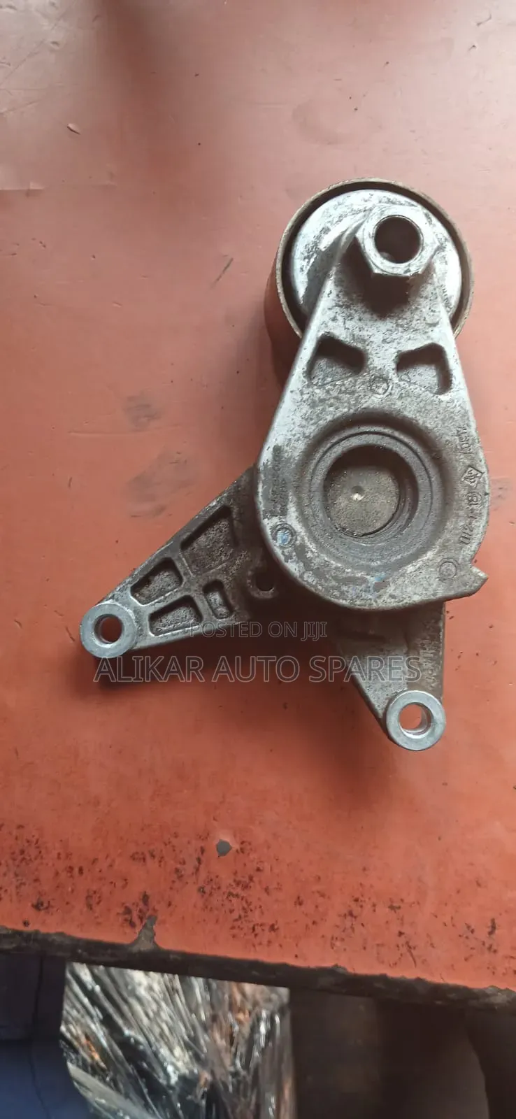 Suzuki Wago R/N Engine Tensioner