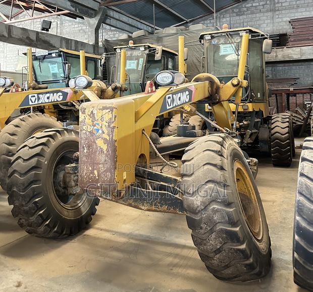 XCMG Grader - main view