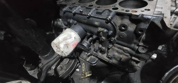 Toyota 3l Half Engine - thumbnail 2