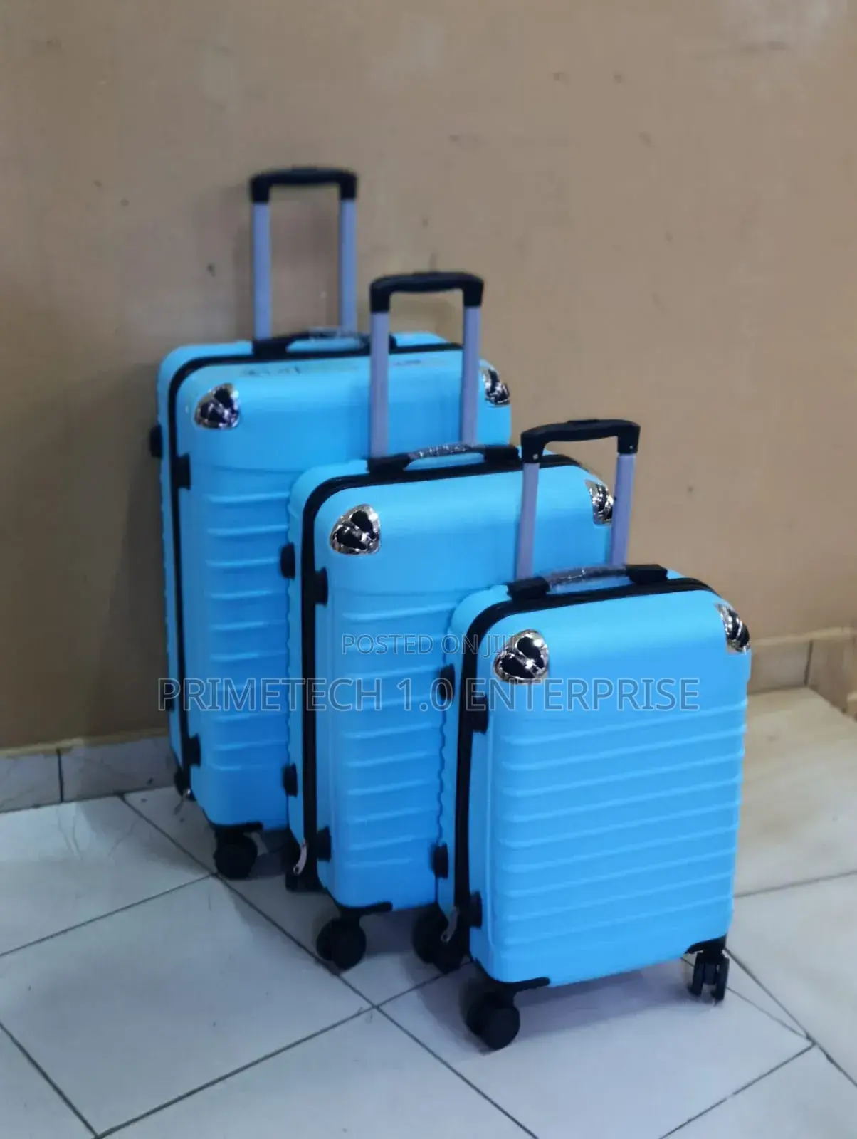 3 PCS Luxurious Fibre Suitcases