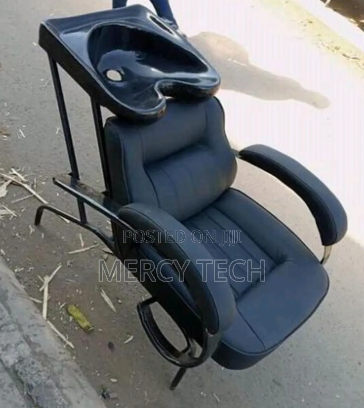 Executive Barber Chair With Sink