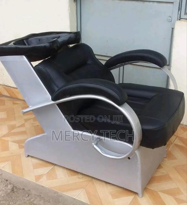Modern Barber Chair With Inbuilt Sink