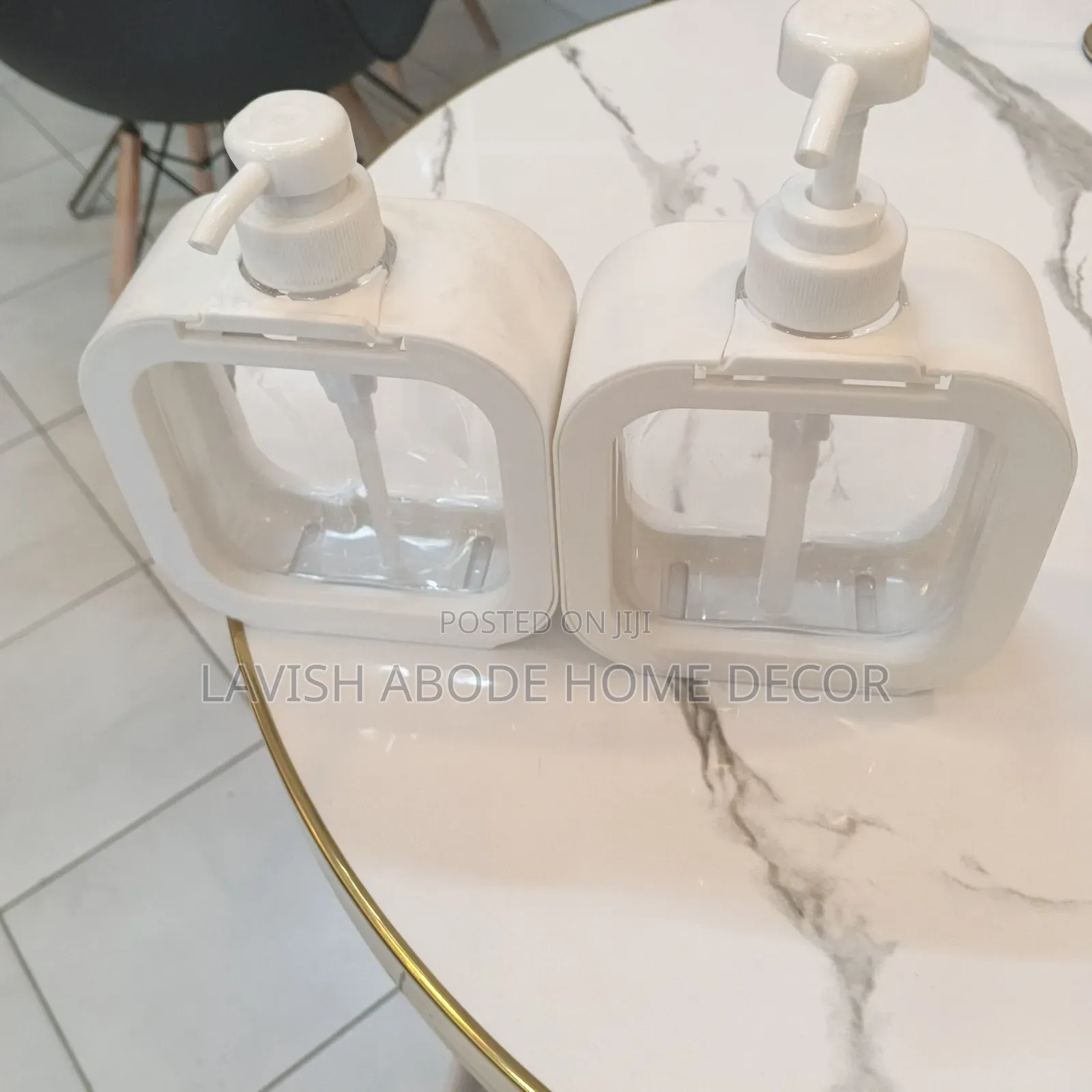 Refillable Liquid Soap Dispenser .