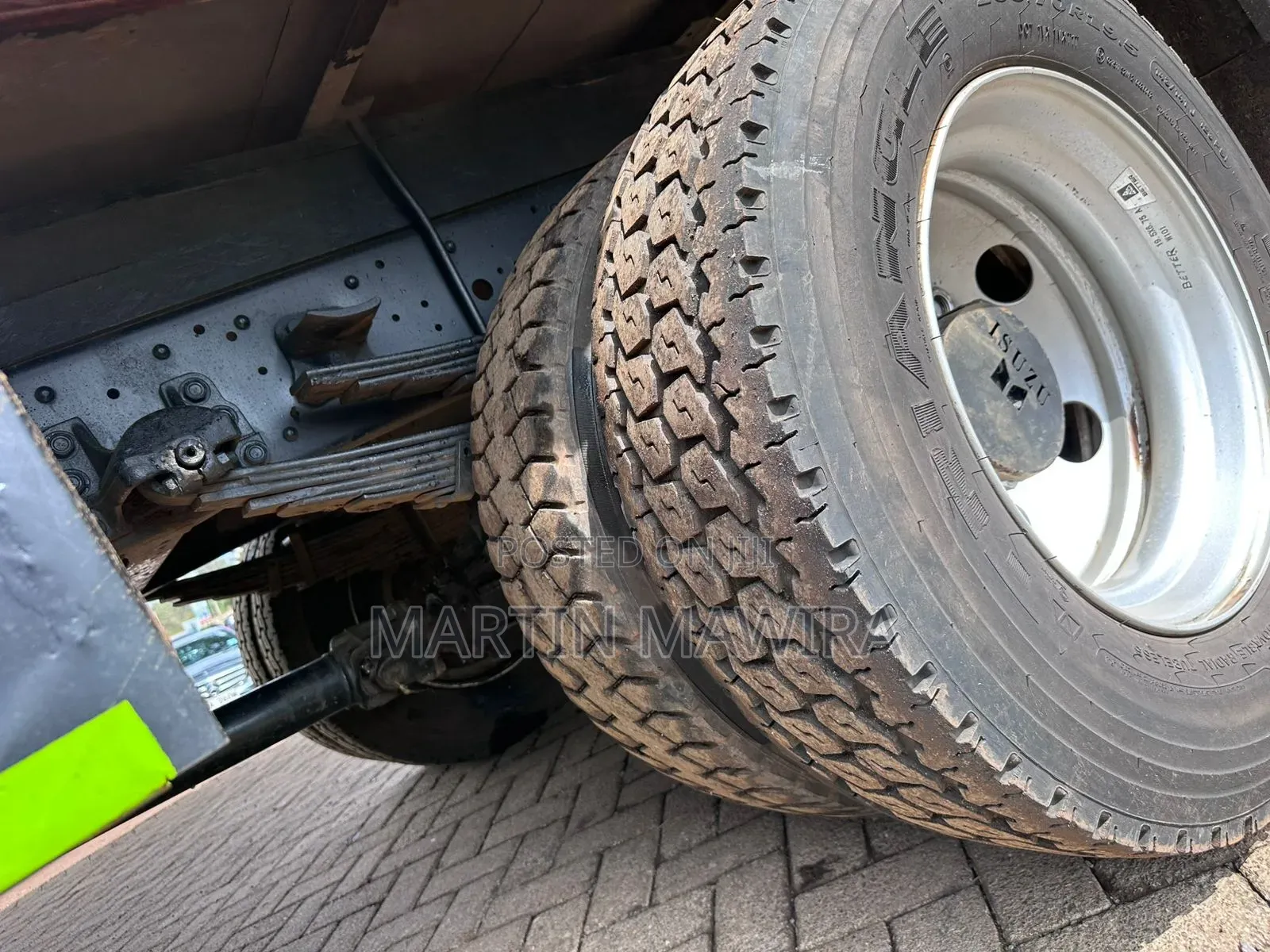 Isuzu FRR Lorry for Sale