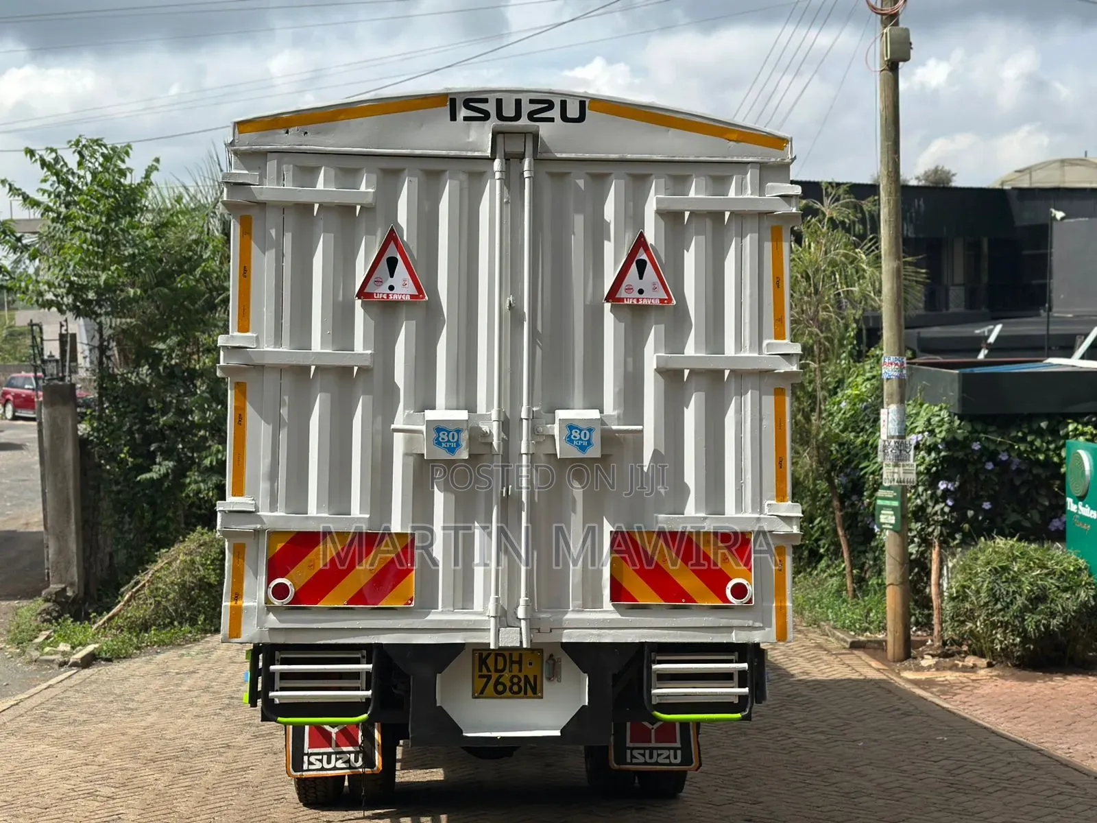 Isuzu FRR Lorry for Sale