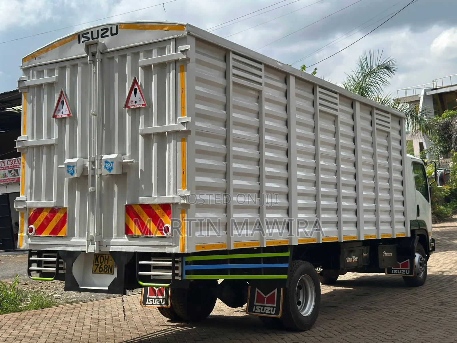 Isuzu FRR Lorry for Sale