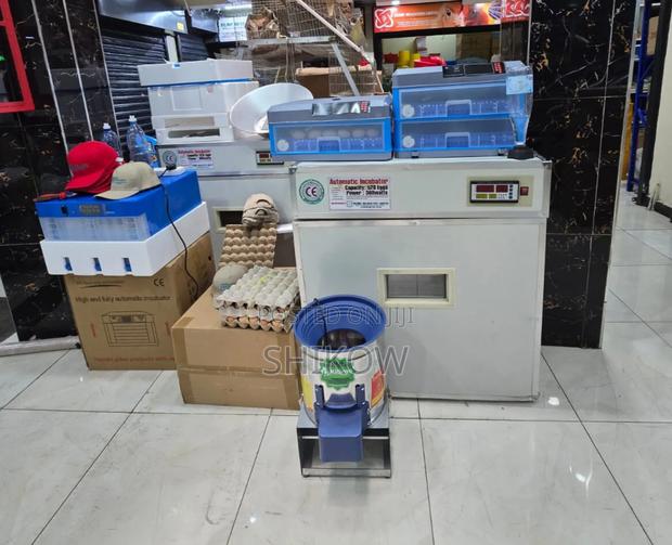 136 Eggs Drawer Type Incubator