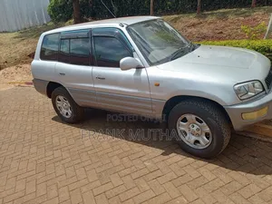 Toyota RAV4 Automatic 2000 Silver