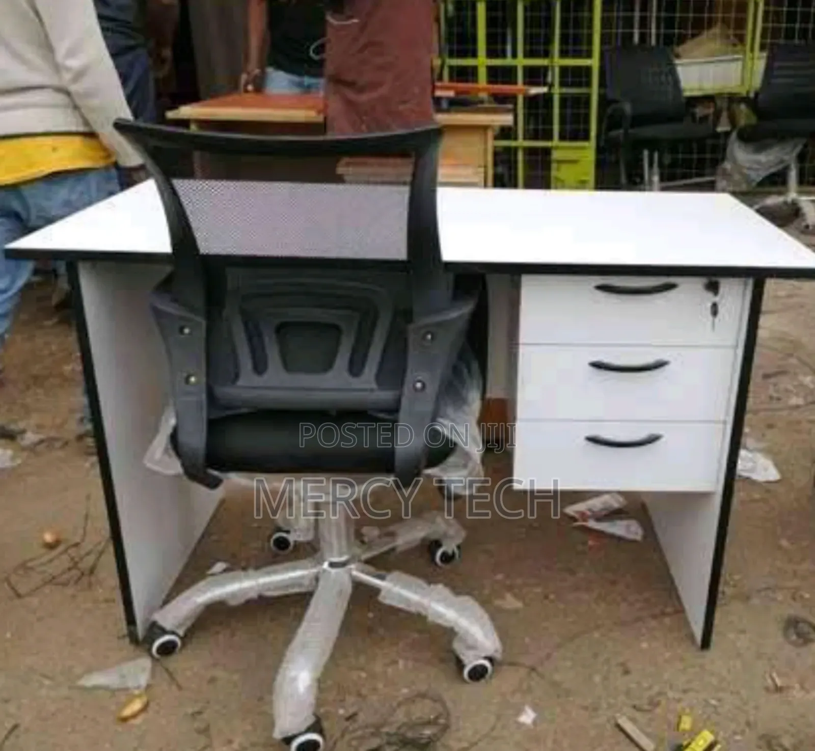 1.2m Office Desk