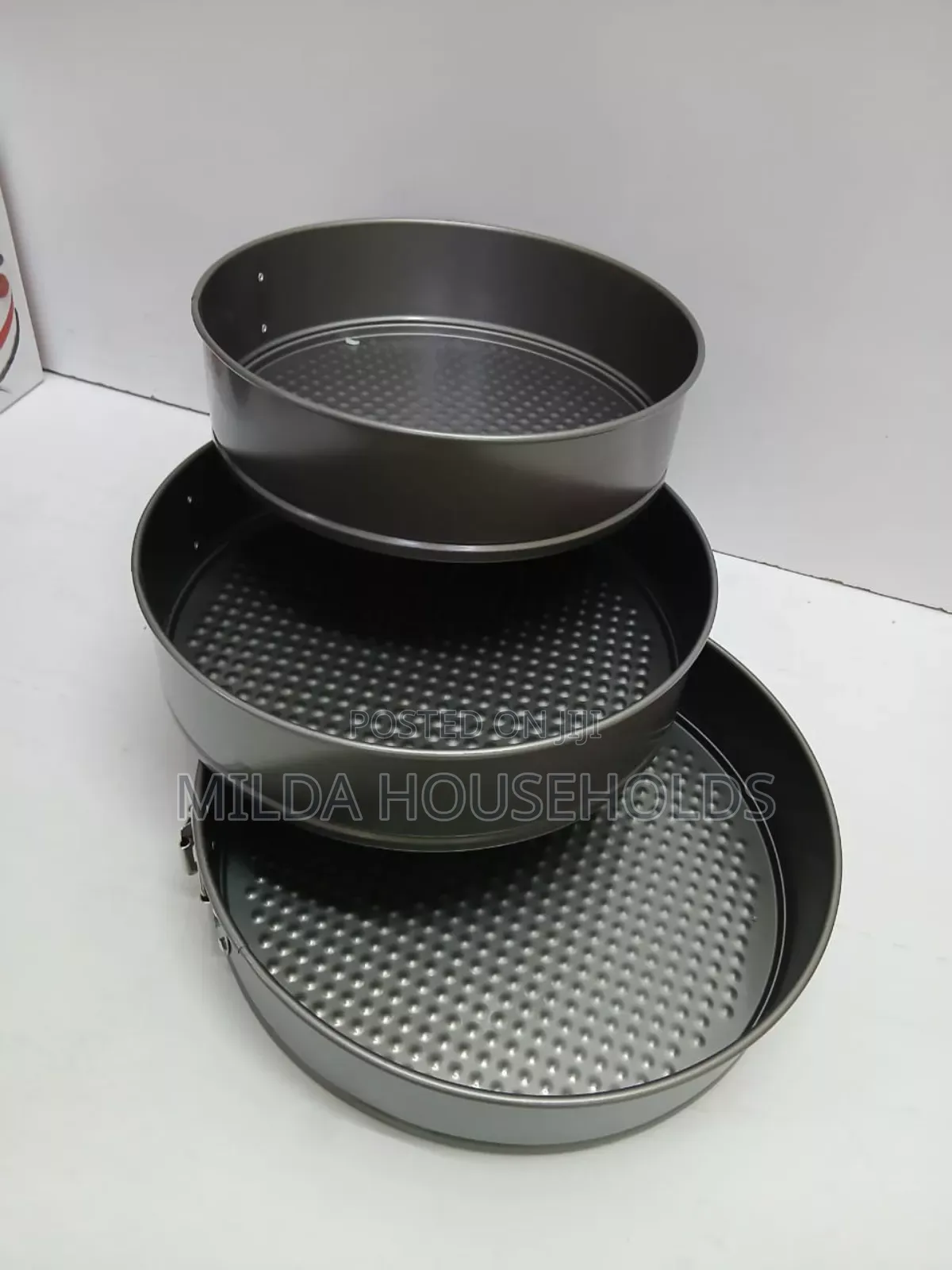 3pcs Cake Moulds/Baking Tins.