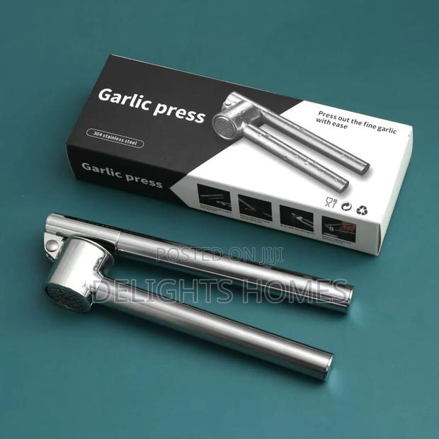 Stainless Steel Garlic Crusher-Elk