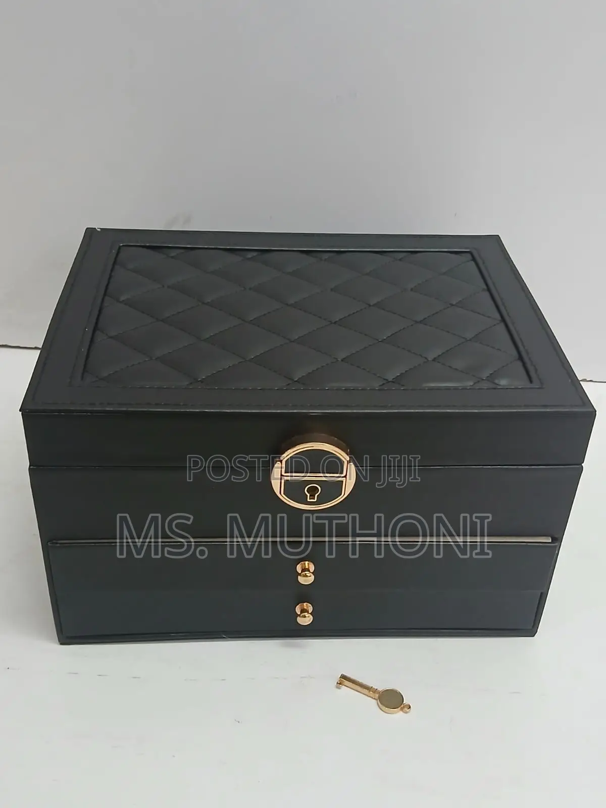 Lockable, Multi-Layered Jewelry Organizer Box,