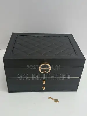 Lockable, Multi-Layered Jewelry Organizer Box,
