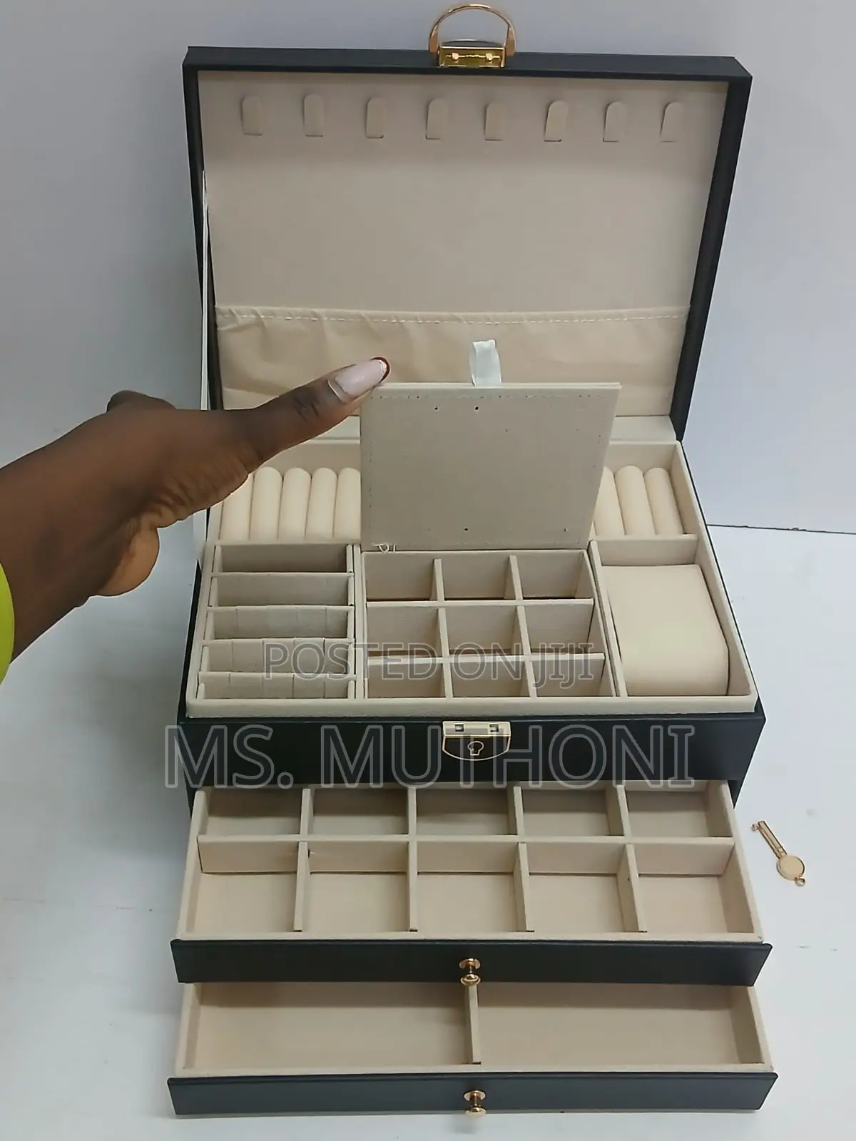 Lockable, Multi-Layered Jewelry Organizer Box,