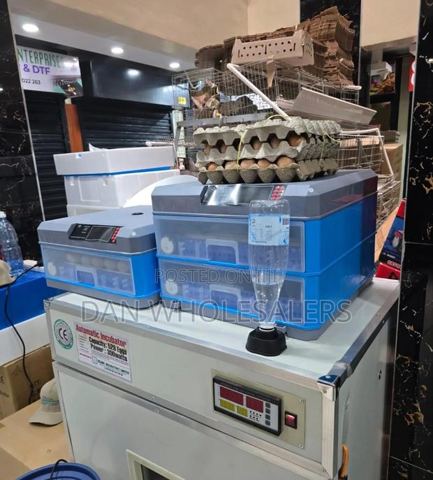 136 Eggs Poultry Drawer Egg Incubator.