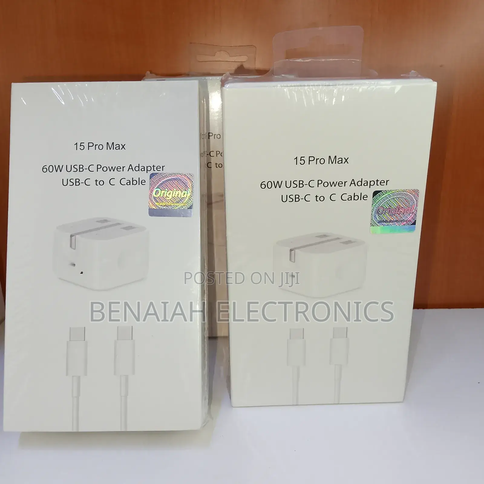 iPhone Charger 15 Pro Max 60 Watts Usb C to C