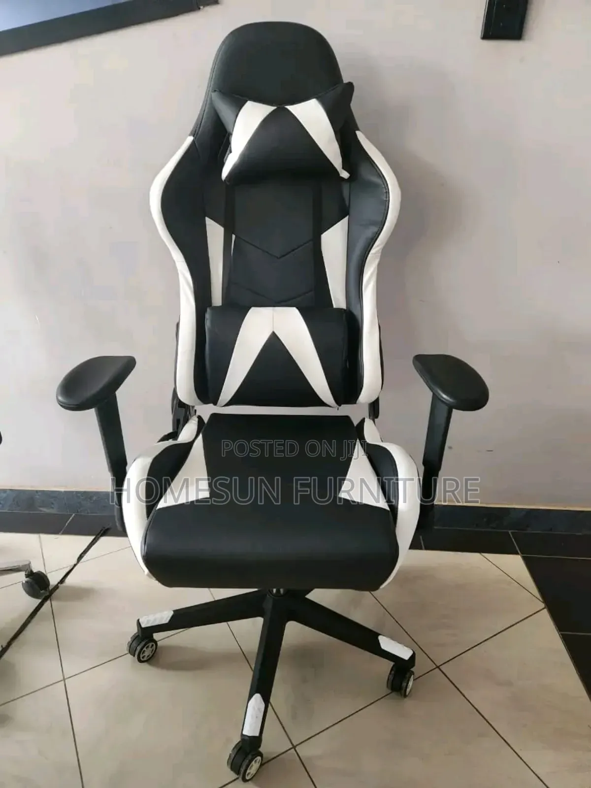 White Black Strong Gaming Chair