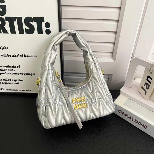 Ladies Hand Bag. - thumbnail 5