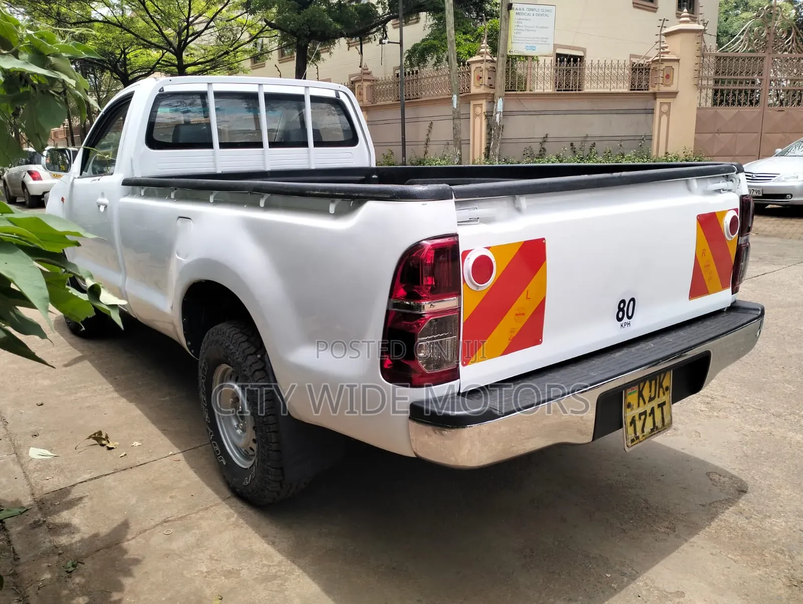 Toyota Hilux 2016 White