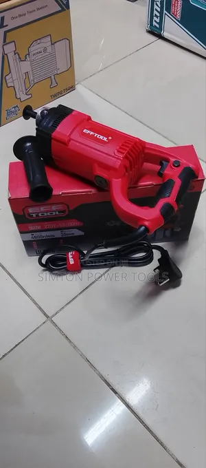 Effort Concrete Vibrator